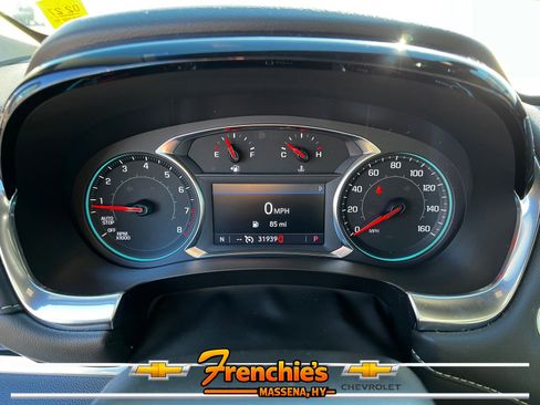 Used 2023 Chevrolet Traverse LT w/ Midnight/Sport Edition AWD/4WD image 17