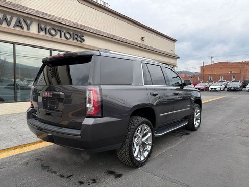 Used 2018 GMC Yukon SLT w/ Open Road Package image 3