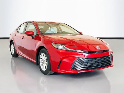 New 2026 Toyota Camry LE image 3
