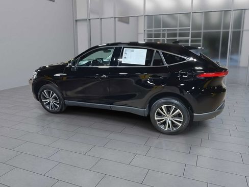 Used 2021 Toyota Venza LE AWD/4WD image 6