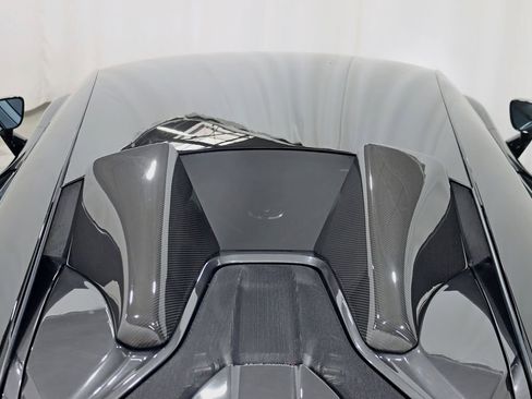 Used 2019 McLaren 600LT RWD image 18