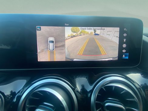 Used 2021 Mercedes-Benz GLA 250 image 19