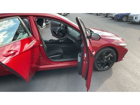 Certified 2026 Hyundai Elantra Sport FWD image 13