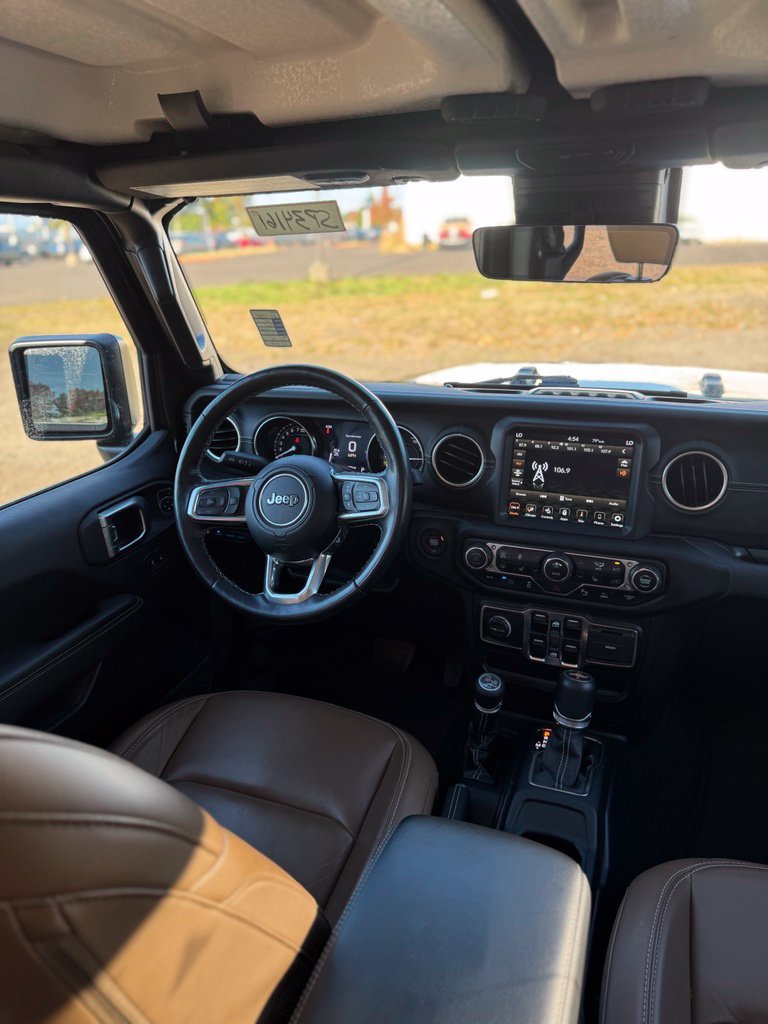 Used 2021 Jeep Wrangler Unlimited Sahara w/ Cold Weather Group AWD/4WD image 28