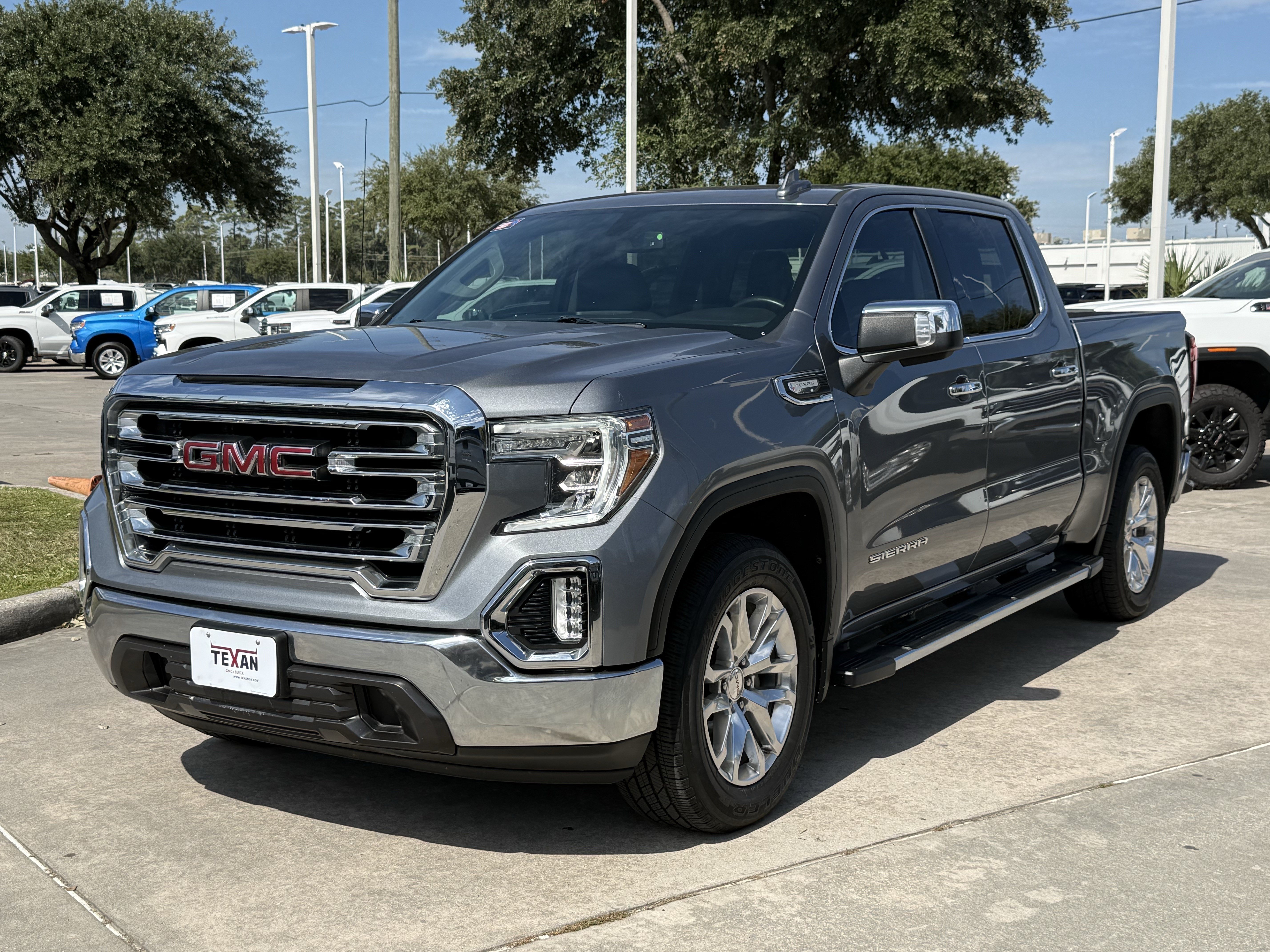 Used 2021 GMC Sierra 1500 SLT RWD image 9