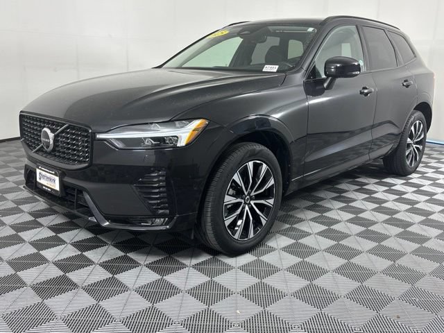 Used 2025 Volvo XC60 B5 Plus AWD/4WD image 2