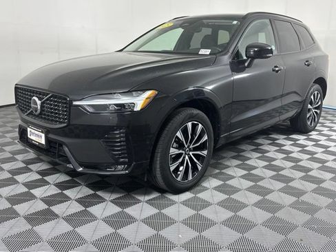 Used 2025 Volvo XC60 B5 Plus AWD/4WD image 2