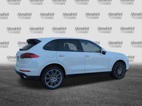 Used 2017 Porsche Cayenne Platinum Edition image 9
