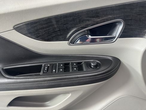 Used 2016 Buick Encore Convenience FWD image 11