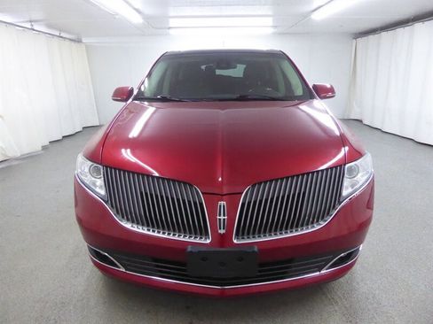 Used 2014 Lincoln MKT AWD w/ Equipment Group 201A image 2