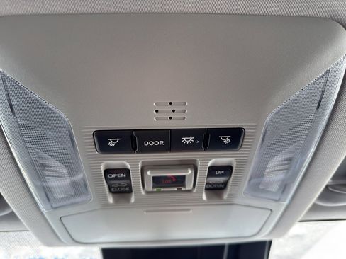 Used 2021 Toyota RAV4 XLE image 22