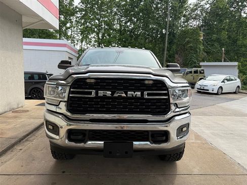 Used 2022 RAM 2500 Big Horn AWD/4WD image 17