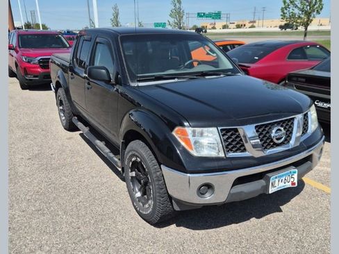 Used 2008 Nissan Frontier SE w/ SE Value Truck Pkg AWD/4WD image 1