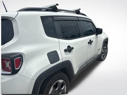 Used 2017 Jeep Renegade Sport w/ Power & Air Group FWD image 8