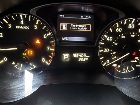 Used 2015 Nissan Altima 3.5 SL FWD image 10