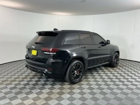 Used 2017 Jeep Grand Cherokee SRT AWD/4WD image 5