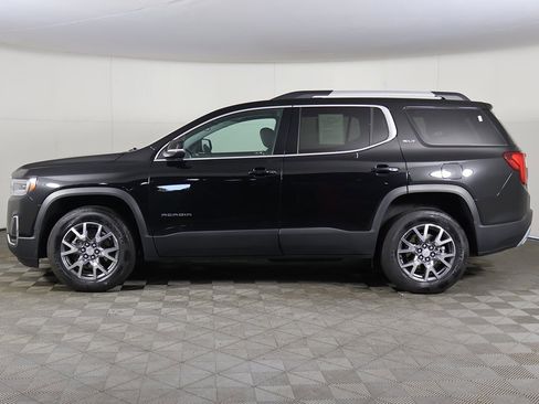 Used 2023 GMC Acadia SLT image 19