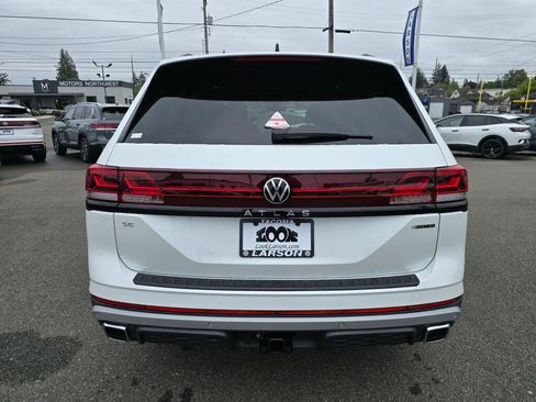 New 2026 Volkswagen Atlas Peak Edition AWD/4WD image 4