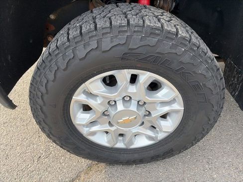 Used 2021 Chevrolet Silverado 3500 LT w/ Convenience Package image 10