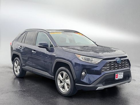 Used 2019 Toyota RAV4 Limited AWD/4WD image 7