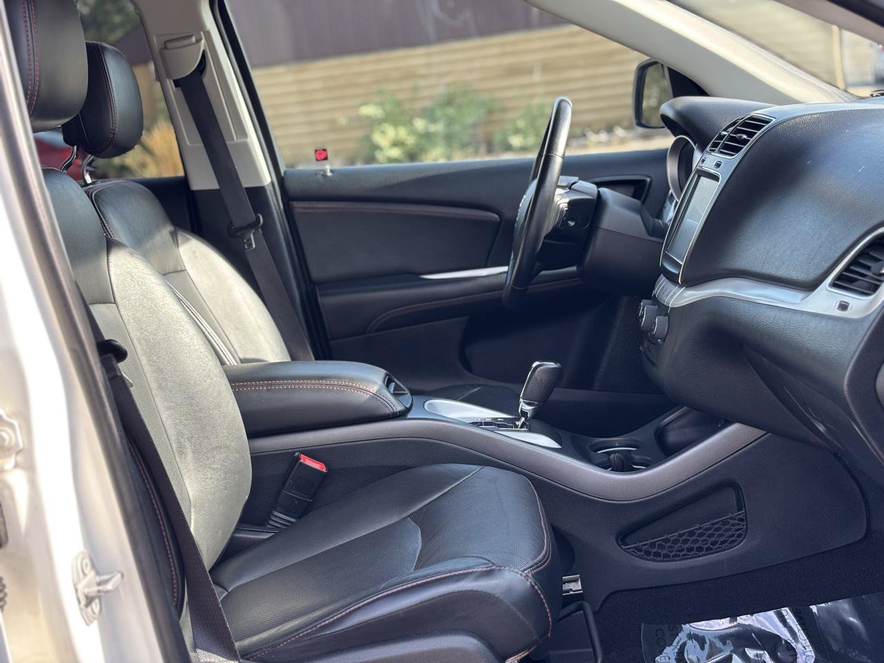 Used 2018 Dodge Journey GT AWD/4WD image 47