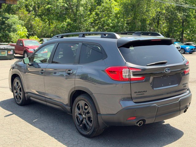 Used 2023 Subaru Ascent Onyx Edition AWD/4WD image 8