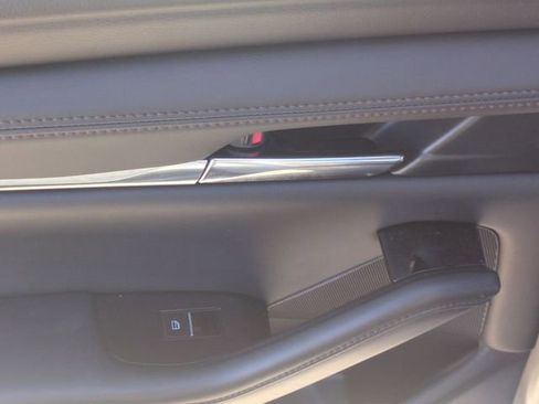 Used 2025 MAZDA MAZDA3 s image 27