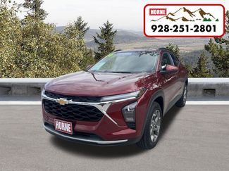 Certified 2024 Chevrolet Trax LT w/ Driver Confidence Package image 1
