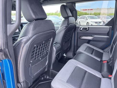 Used 2023 Ford Bronco Black Diamond AWD/4WD image 19