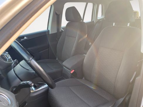 Used 2015 Volkswagen Tiguan S AWD/4WD image 10