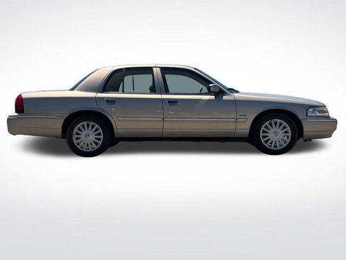 Used 2009 Mercury Grand Marquis LS RWD image 15