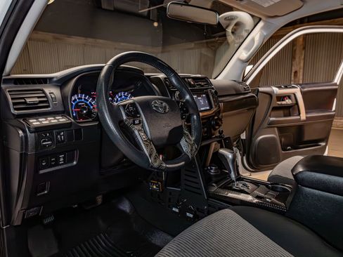 Used 2019 Toyota 4Runner SR5 image 15