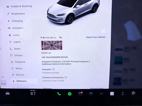 Used 2022 Tesla Model X Plaid image 25