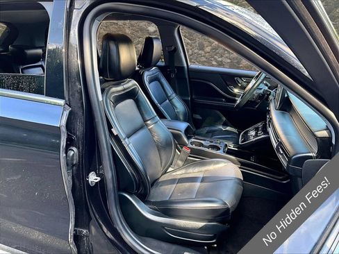 Used 2020 Lincoln Corsair AWD w/ Premium Package image 7
