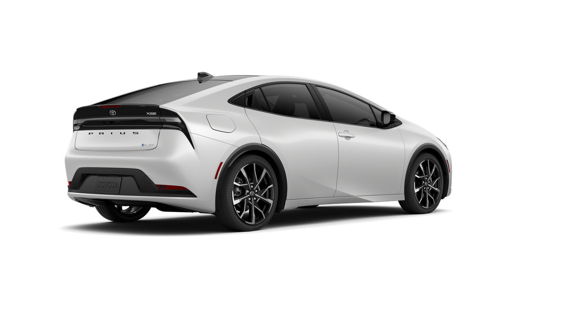 New 2027 Toyota Prius Plug-In Hybrid FWD image 12
