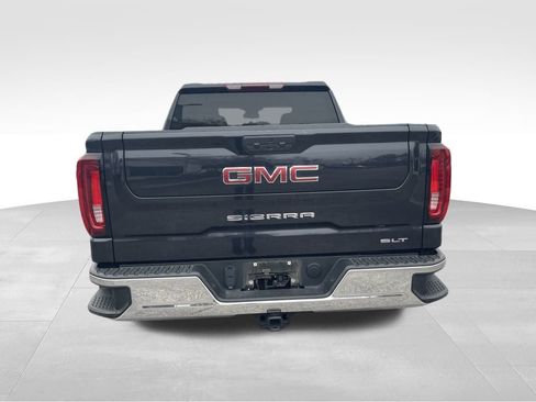 Used 2025 GMC Sierra 1500 SLT image 4