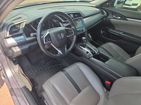 Used 2016 Honda Civic Touring image 15