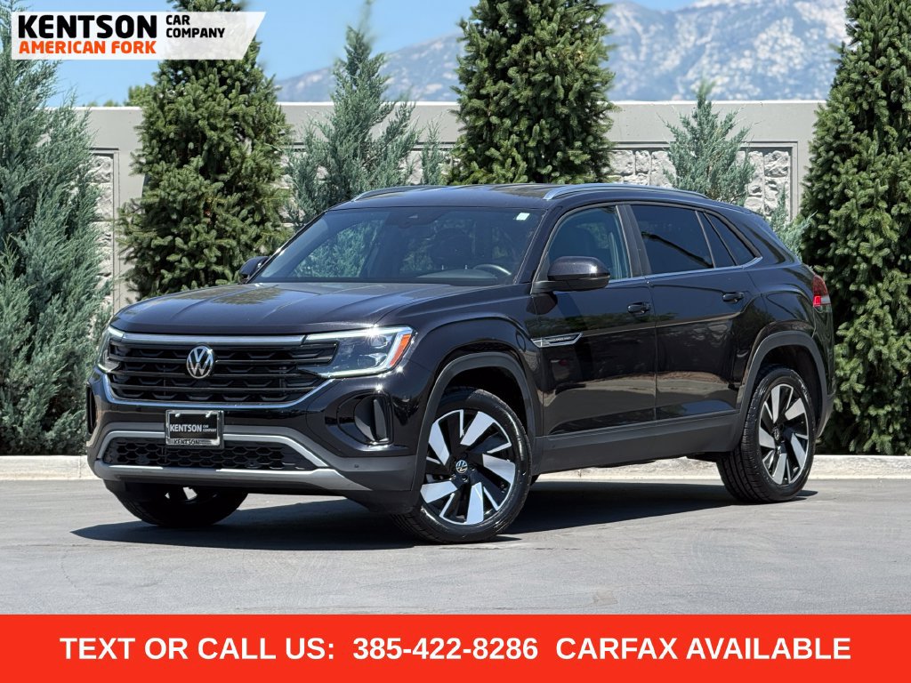 Used 2025 Volkswagen Atlas Cross Sport SE AWD/4WD image 1