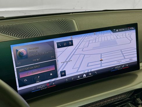 Used 2025 BMW 330i xDrive Sedan image 21