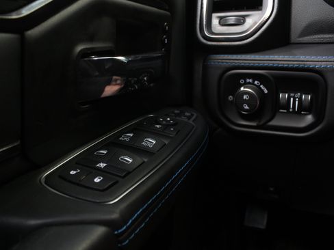 Used 2024 RAM 2500 Rebel w/ Towing Technology Group AWD/4WD image 35