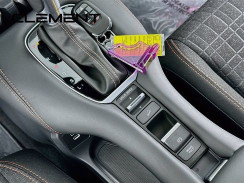 Used 2025 Honda HR-V Sport image 24