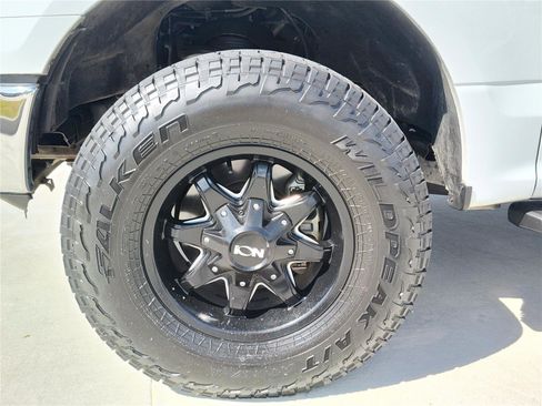 Used 2019 Ford F150 XLT w/ Trailer Tow Package image 11