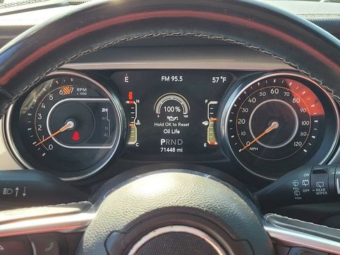 Used 2021 Jeep Wrangler Unlimited Sahara AWD/4WD image 25