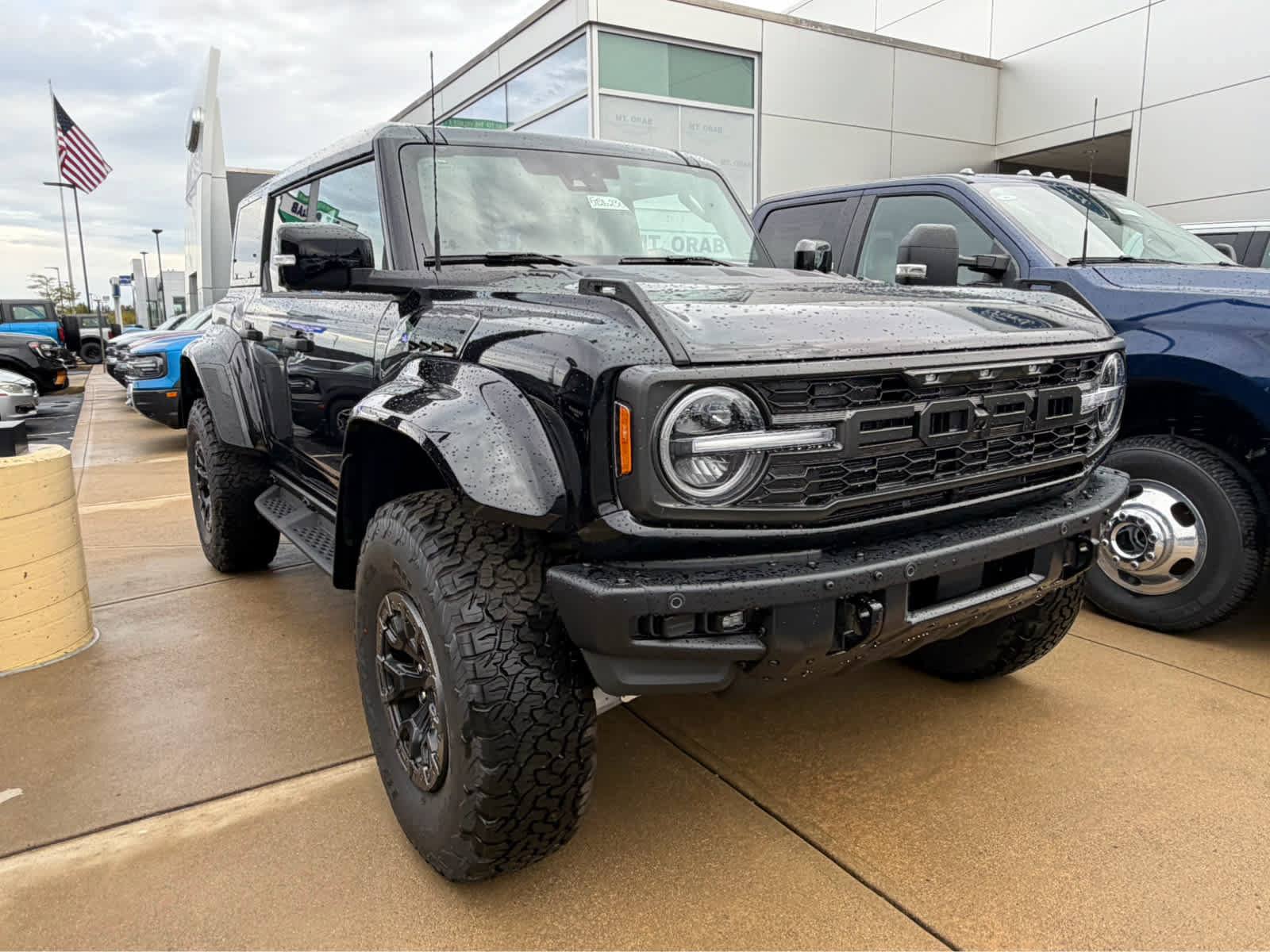 New 2026 Ford Bronco Raptor AWD/4WD image 2