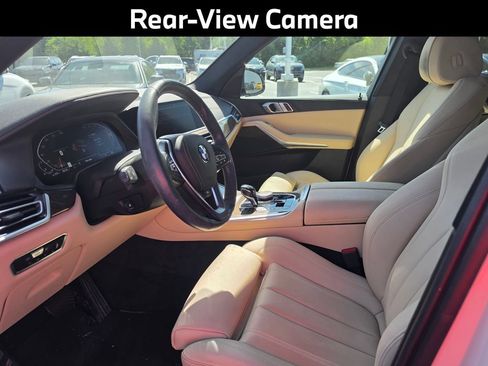 Used 2022 BMW X5 xDrive40i w/ Premium Package AWD/4WD image 10