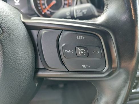 Used 2022 Jeep Wrangler Unlimited Sport AWD/4WD image 25