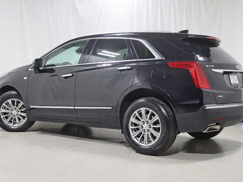 Used 2018 Cadillac XT5 Luxury image 9