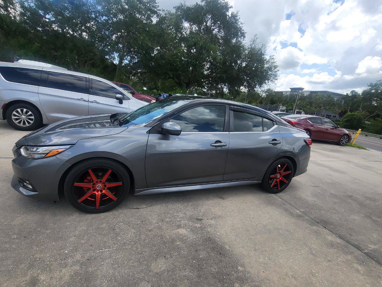 Used 2021 Nissan Sentra SR FWD image 17