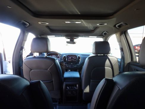 Used 2022 Chevrolet Traverse High Country w/ LPO, Floor Liner Package image 18