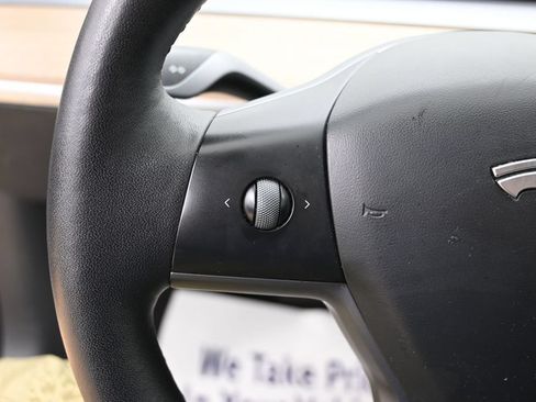 Used 2023 Tesla Model 3 Standard Range RWD image 18
